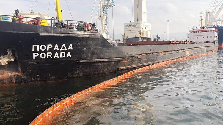 ‘Porada’ rezaleti İzmit Körfezini böyle kirletti...