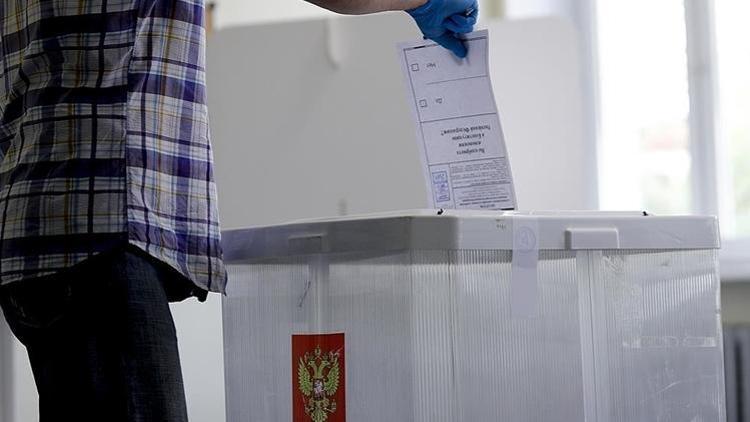 Rusya’da seçim günü: Halk sandık başında