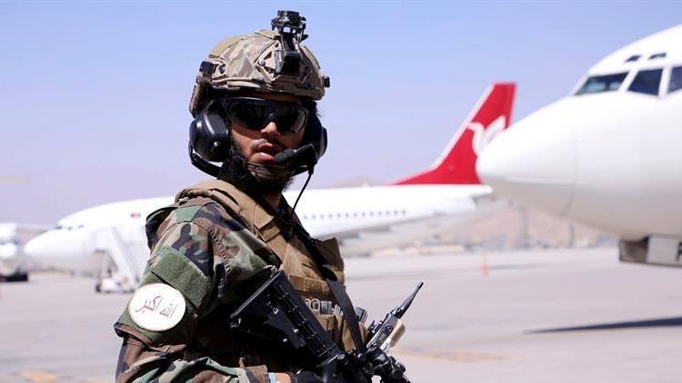 Afganistandan tahliyeler devam ediyor: 170 kişiyi taşıyan Katar Havayollarına ait uçak Dohaya indi