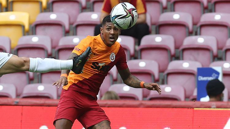 Galatasarayda Patrick Van Aanholttan maç sonu flaş sözler Bahane olmamalı