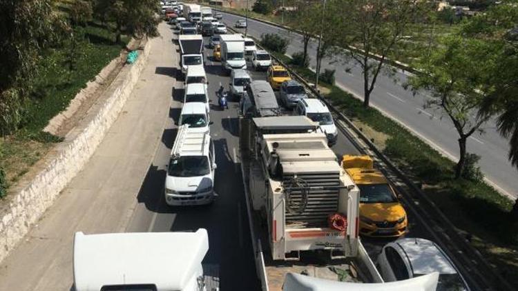 İzmirde trafiğe kayıtlı araç sayısı ağustos ayı sonu itibarıyla 1 milyon 550 bin 721 oldu