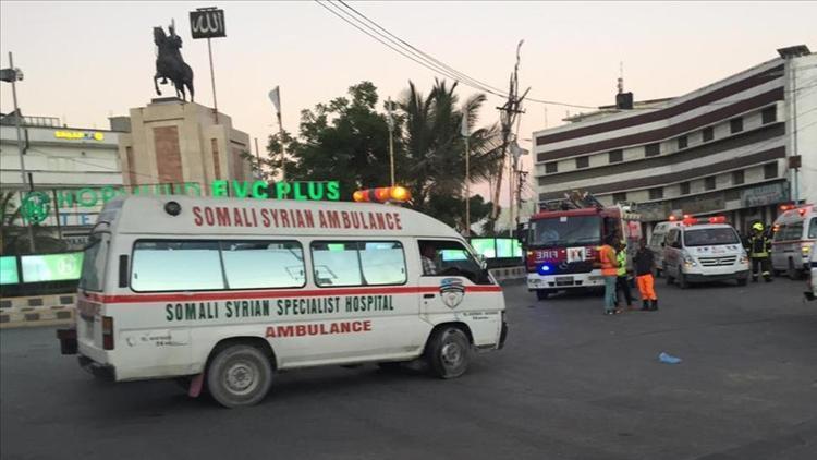 Somalide askeri karargah yakınlarında intihar saldırısı