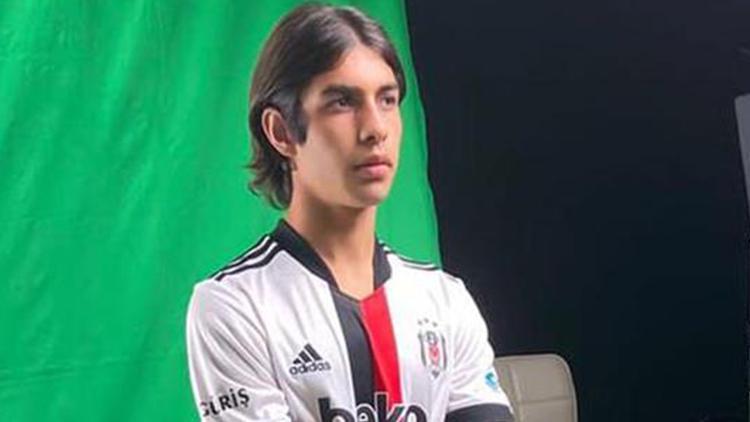 Son Dakika: Beşiktaştan sürpriz transfer Hayrullah Erkip formayı giydi...