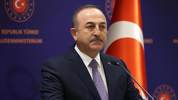 Bakan Çavuşoğlu, Lübnan Başbakanı Mikatiyi tebrik etti