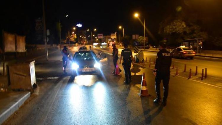 İzmirde bin 200 polis ile huzur ve güven uygulaması