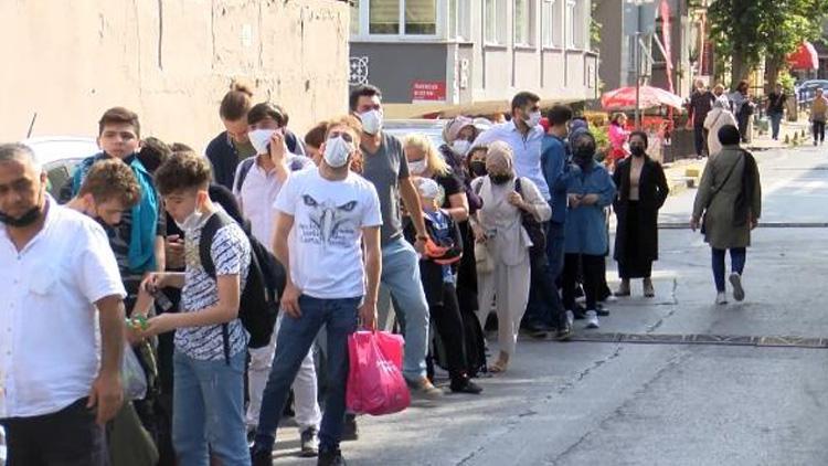 Ulaşımda İstanbulkart krizi... Uzun kuyruklar oluşuyor