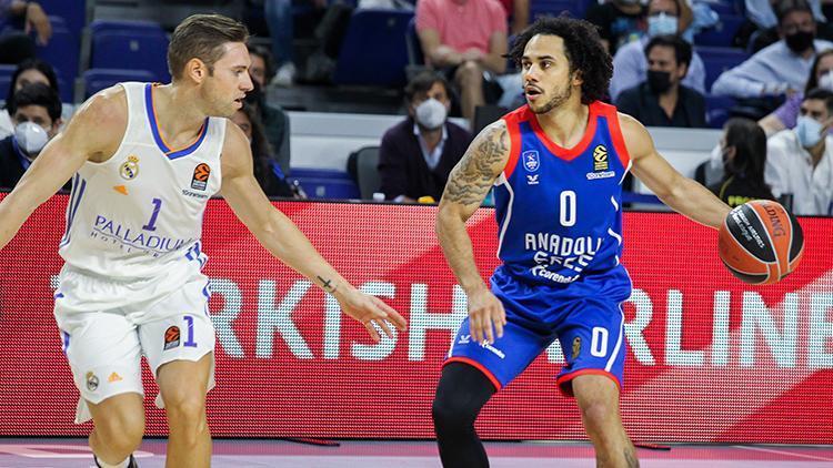 Son şampiyon Anadolu Efes, EuroLeaguee mağlubiyetle başladı