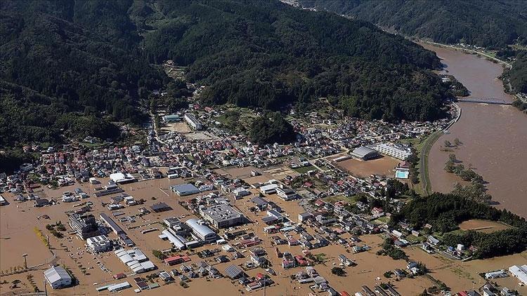 Japonyada Mindulle Tayfunu... Tüm seferler iptal