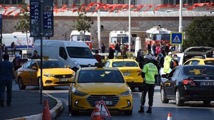 Taksim Meydanında taksicilere denetim Yine aynı manzara