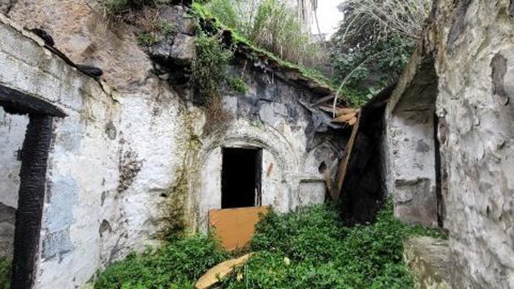 Trabzonda heyecanlandıran keşif... Yangın sonrası 2 bin yıllık şapel ortaya çıktı