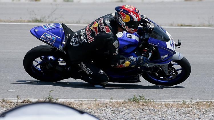 Milli motosikletçi Bahattin Sofuoğlu sezonu podyumda tamamladı