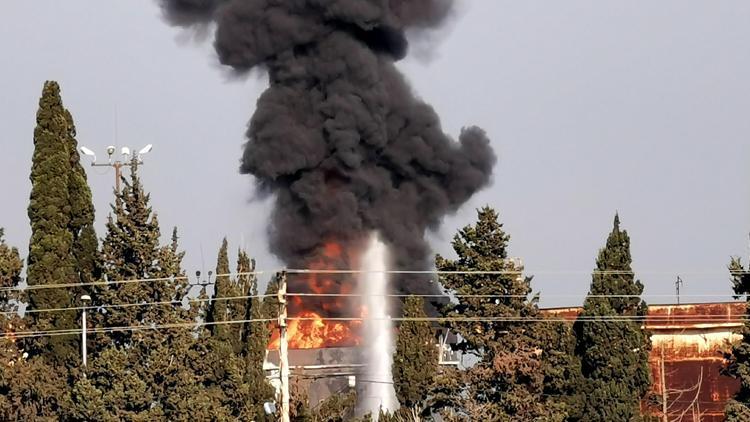 Lübnanda petrol tesisinde büyük yangın