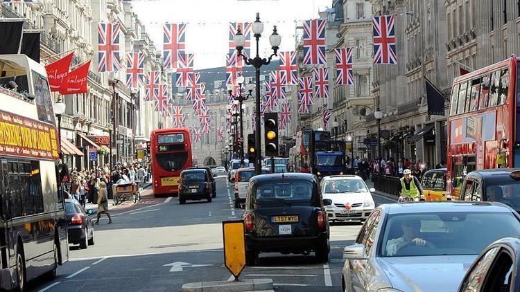 İngiliz ekonomisi ağustos ayında yüzde 0,4 büyüdü