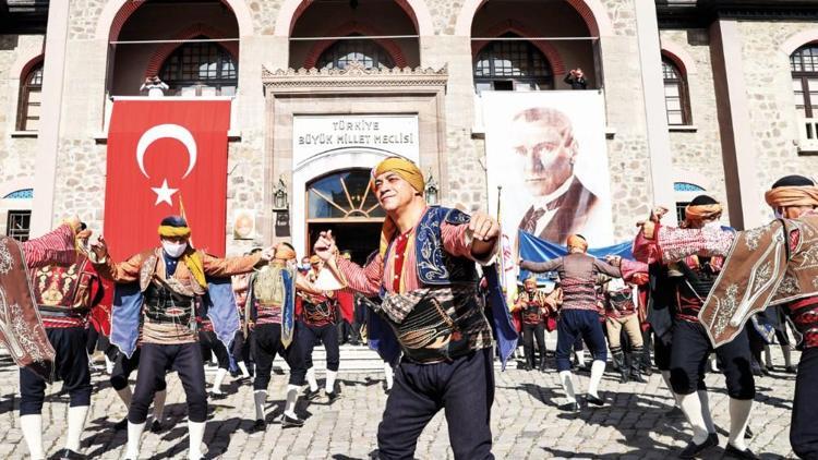 Başkent Ankara 98 yaşında