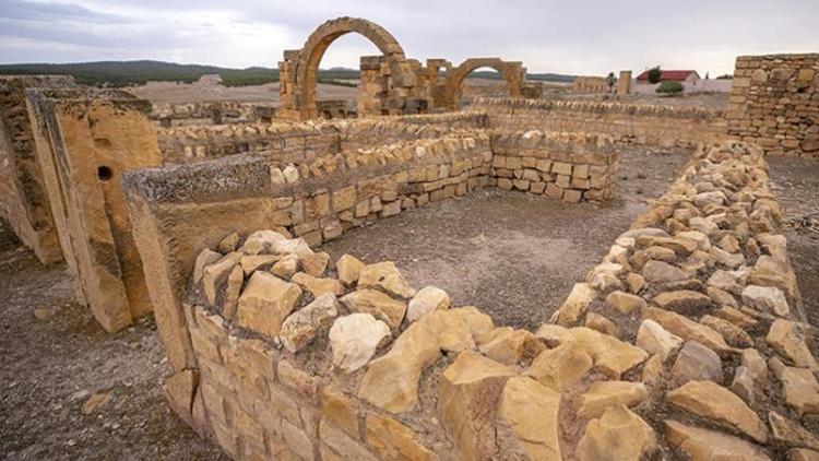 Romalı savaşçıların Tunustaki 2 bin yıllık kenti: Emidra
