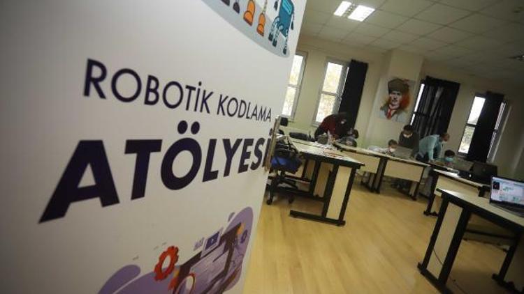 Kartal Belediyesi’nden çocuklara ‘Robotik Kodlama Eğitimi’