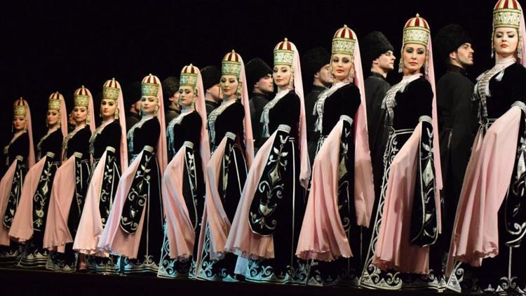 Kaf Dağı’nın dansçıları ‘Kabardinka’ Ankara’da