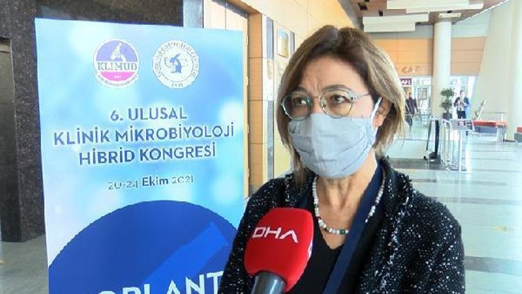 Ankarada 589uncu gününde Covid-19 pandemisi paneli