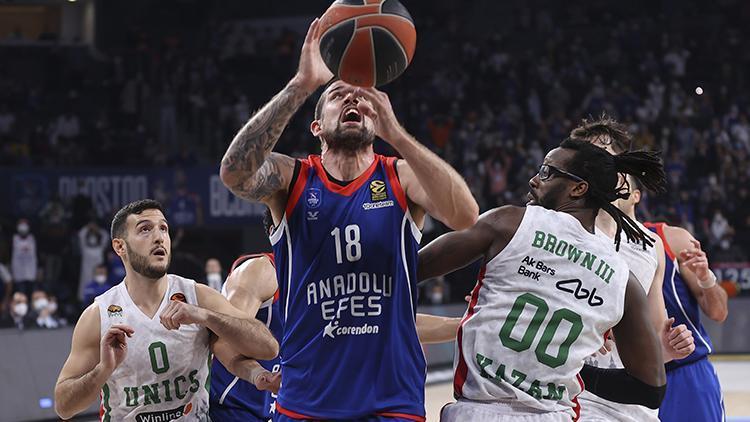 Anadolu Efes, EuroLeaguede siftah yaptı