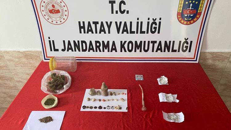 Hatayda uyuşturucu ve tarihi eser operasyonu