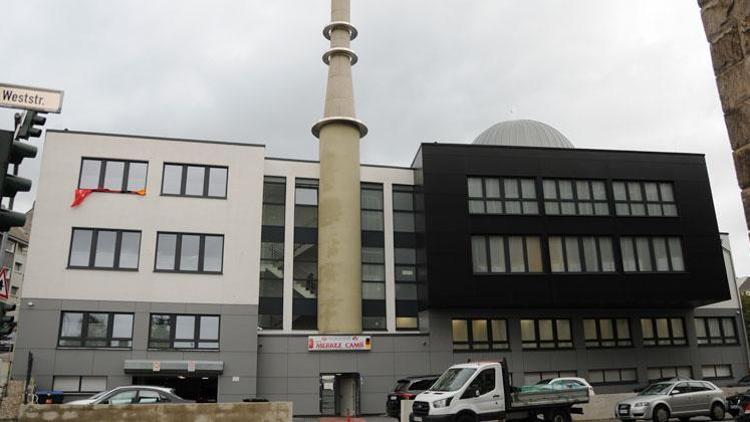 Remscheid camisi ibadete açıldı