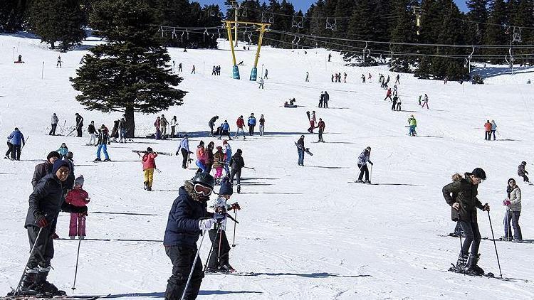 Kış turizminin gözdesi Uludağ kayak sezonuna hazırlanıyor