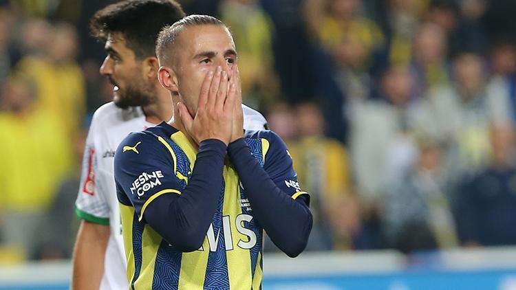 Fenerbahçeli futbolcular maç sonu özür diledi