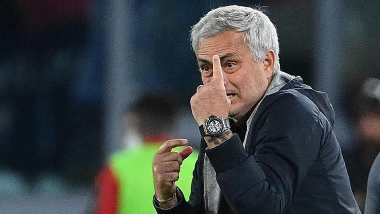 Serie Ada Mourinhoya men cezası