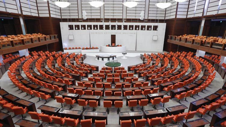 Son dakika: Irak ve Suriye Tezkeresi Mecliste... CHP içinden hayır oyu çıkışı