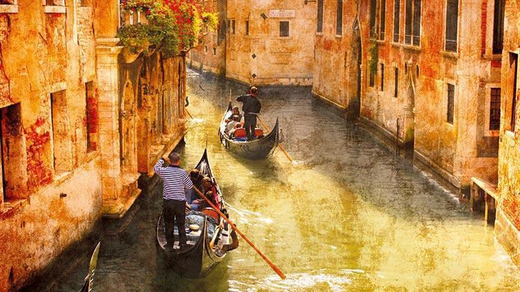 Orhan Pamuk, İtalya Başbakanı’na seslendi: Venediki kurtarın