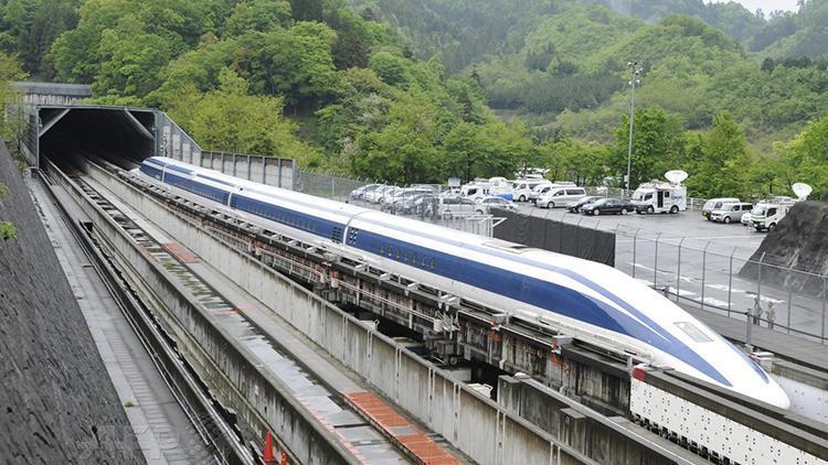 Japonyada Maglev treni için inşa edilen tünel çöktü: 1 ölü