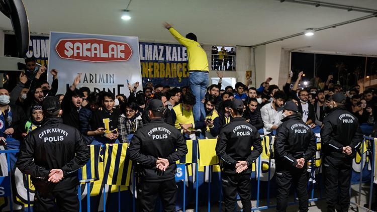 Fenerbahçe kafilesi, Konyaya geldi