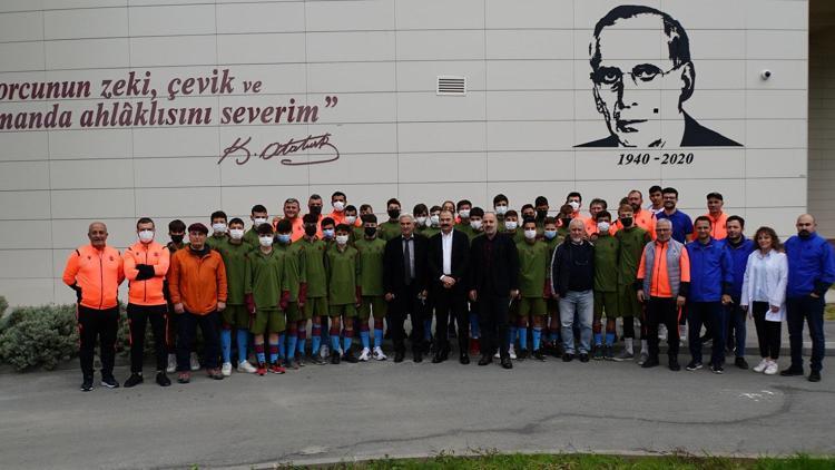 Trabzonspor, Özkan Sümer Futbol Akademisini tanıttı