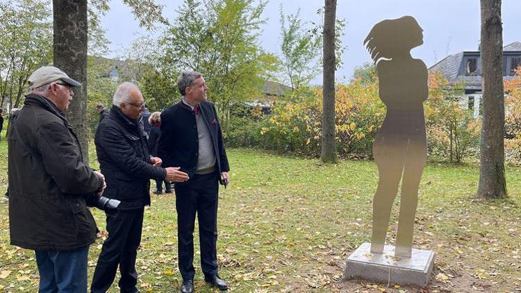 Bir ‘Özgürlük’ heykeli de Mehmet Güler’den