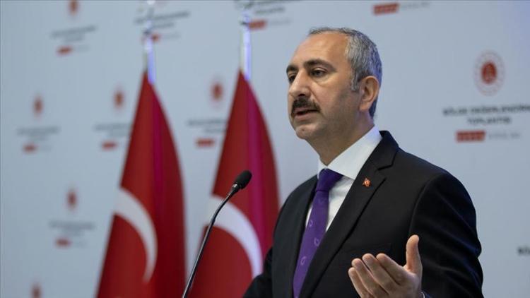 Adalet Bakanı Gül, NSU terör örgütünün eylemlerinin aydınlatılmasını istedi