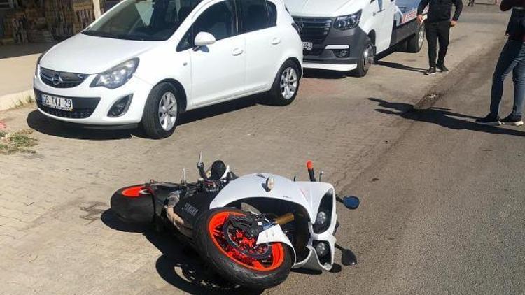 Aydında motosikletin çarptığı yaşlı kadın öldü, motosiklet sürücüsü yaralandı