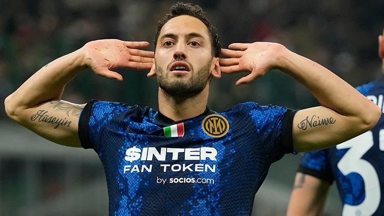 Milano derbisine Hakan Çalhanoğlu damgası Golün ardından tribüne döndü...