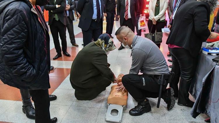 İlk müdahale şok cihazıyla yapılacak