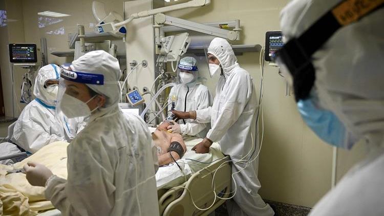 Koronavirüs krizi büyüyor: Hollandanın Limburg bölgesindeki hastanelerin yoğun bakım üniteleri doldu