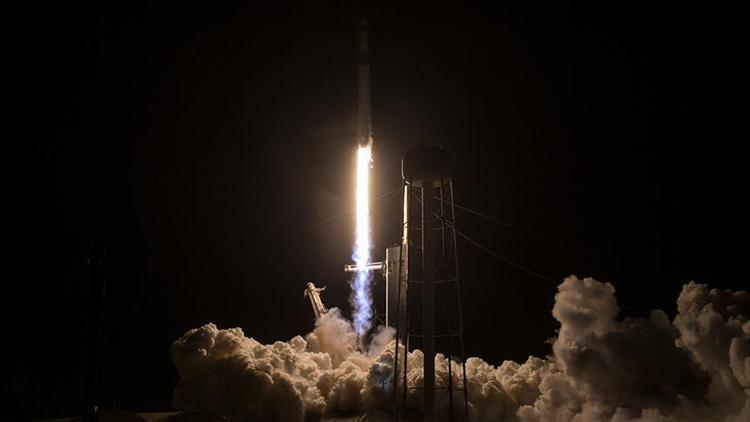 SpaceX, Crew-3 uçuşuyla 4 astronotu daha ISSye taşıdı