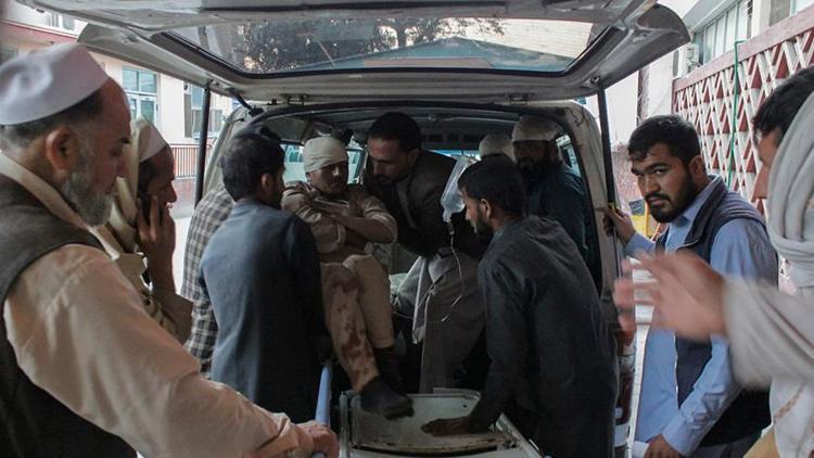 Afganistanda bombalı saldırı: 1 ölü, 4 yaralı