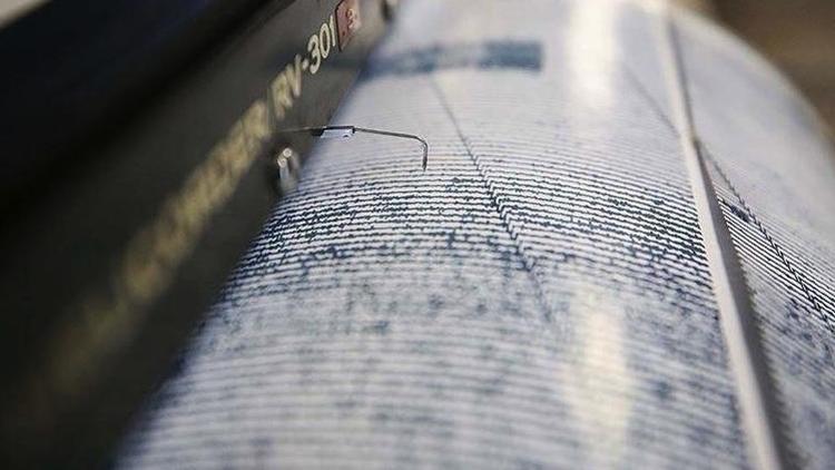 İranda korkutan deprem
