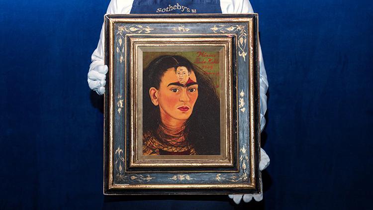 Frida Kahlonun otoportresi 34,9 milyon dolara satıldı