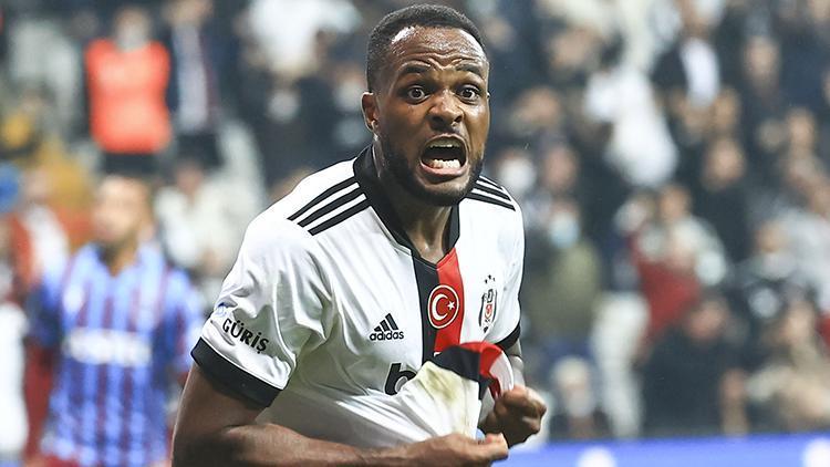 Son Dakika: Beşiktaşta Cyle Larin krizi iddiası Kabul etmiyor...