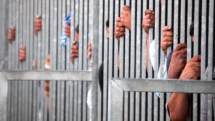 Mısır’da aralarında eski milletvekili ve iki gazetecinin de bulunduğu 6 kişiye hapis cezası verildi