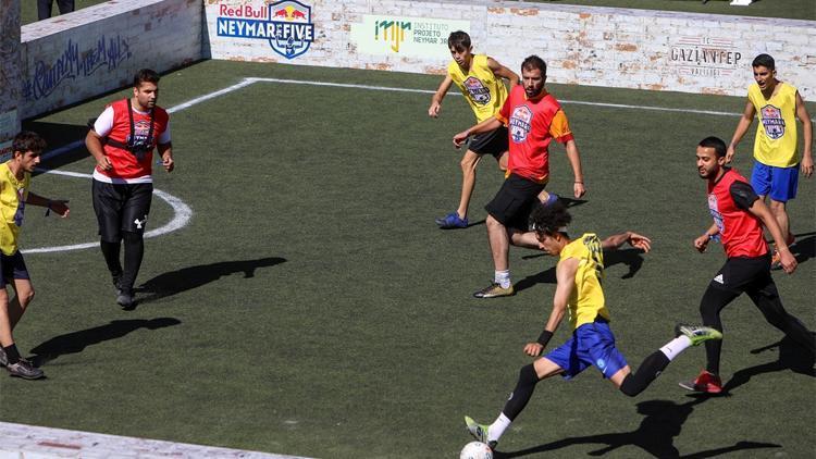 Red Bull Neymar Jr’s Five’ta en iyi sokak futbolcuları belli oluyor