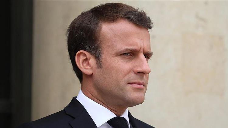 Fransa Cumhurbaşkanı Macrondan İngiltereye tepki: Sinirlerimizle oynuyor