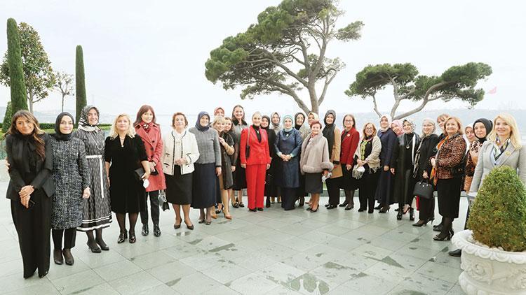 Emine Erdoğan üyelerle buluştu... ‘Yardımlaşmanın öncüsü TOGEMDER’