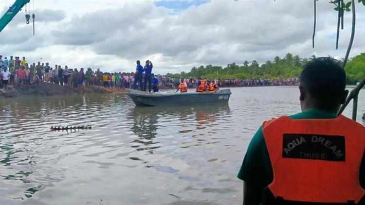 Sri Lankada feribot faciası: 4ü çocuk en az 6 kişi öldü