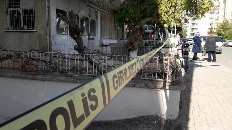 Gaziantep’te sopalı - bıçaklı kavga: 4 yaralı